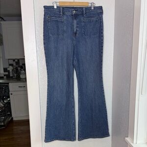 J.Crew ’96 Kick Flare Jeans High Rise Blue Denim Model Off Duty Coastal Cool